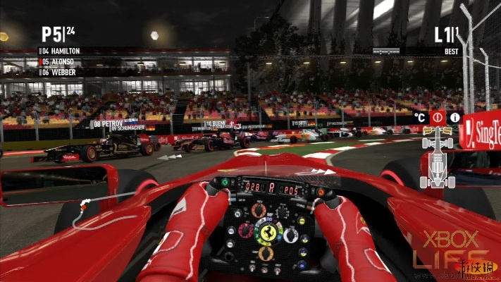 F12011赛车速度与激情的极限竞速之旅